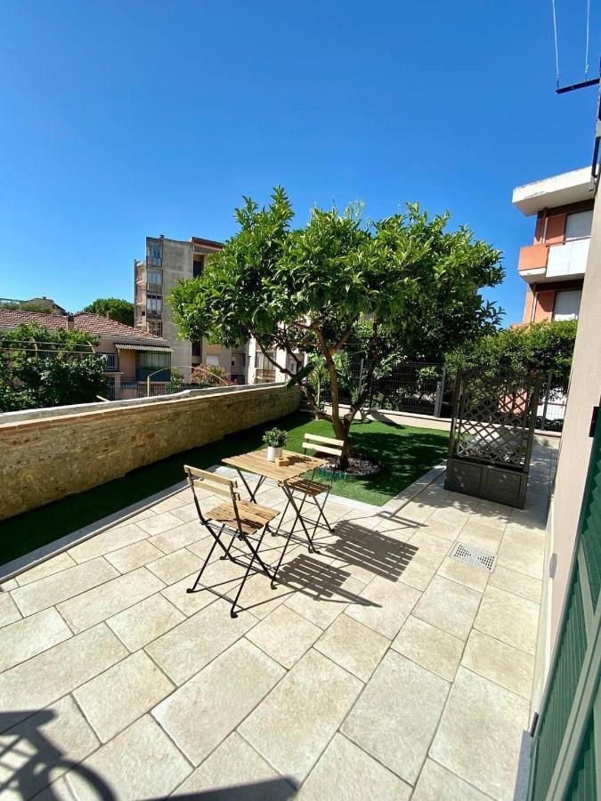Floridida Rooms & Breakfast Andora Экстерьер фото
